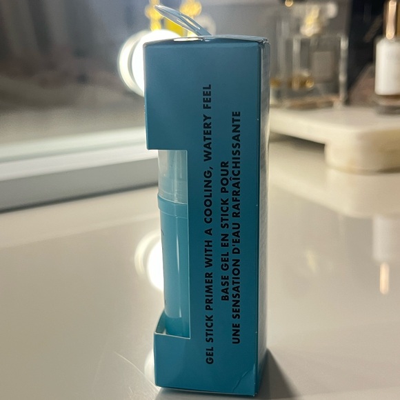 3/$18 NWT ELF Stay Cool Primer Stick - Picture 2 of 4